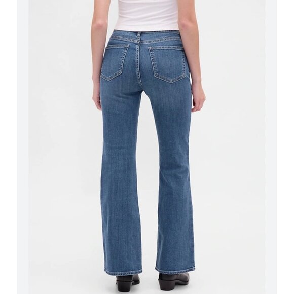 GAP 70s Flare High Rise Jeans Medium Wash Size 27 or US 4 Long TALL - Picture 14 of 14